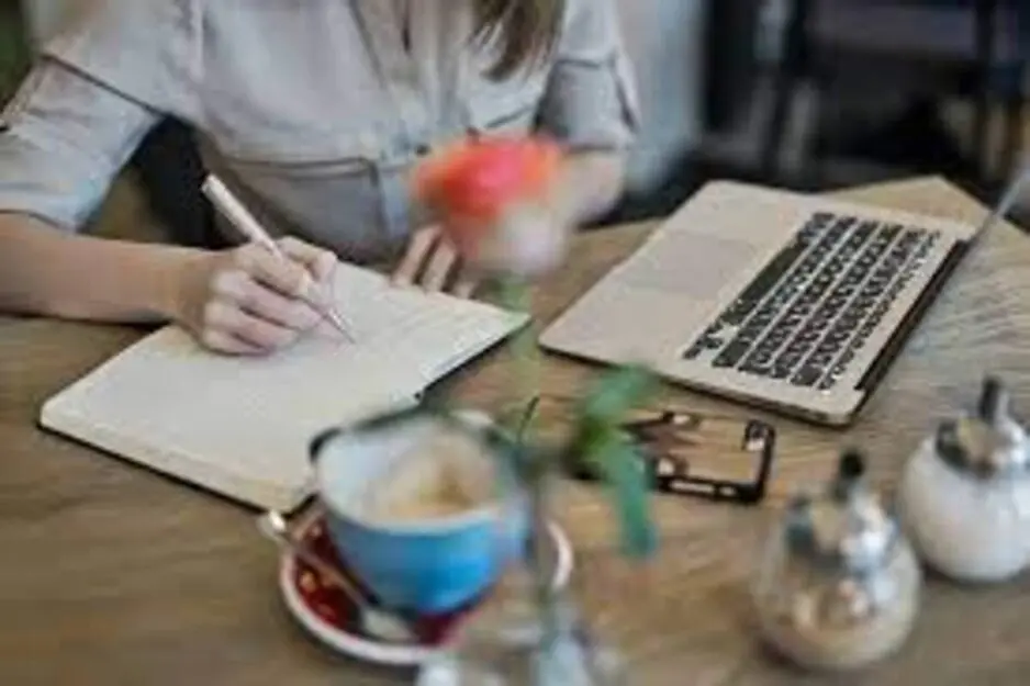 Pentingnya mengedit artikel dalam gaya standar dalam bahasa Inggris