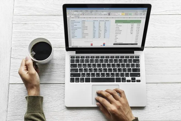 Cara Transpose Data di Excel Menggunakan Paste Special dan Rumus